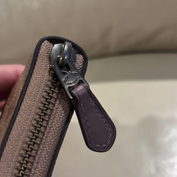 Coach Tan and Purple Signature Wallet - Picture 5 of 5